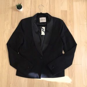 NEW! Smart Set Black satin Blazer